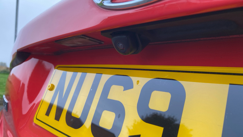 Hyundai i20 1.2 MPi SE 5dr Petrol Hatchback